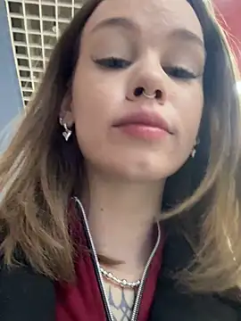 Snapshot of Street_young chatting on 16, 3, 2025 Street young online show from 16, 3, 2025