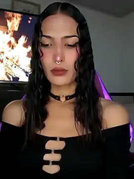 Snapshot of Lanna_hott_ chatting on 10, 10, 2025 Lanna hott  online show from 10, 10, 2025