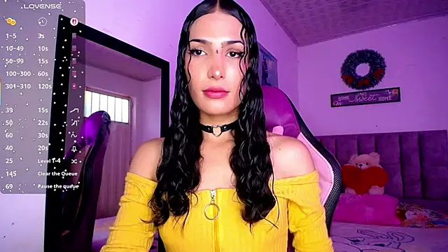 Snapshot of Lanna_hott_ chatting on 7, 7, 2026 Lanna hott online show from 7, 7, 2026