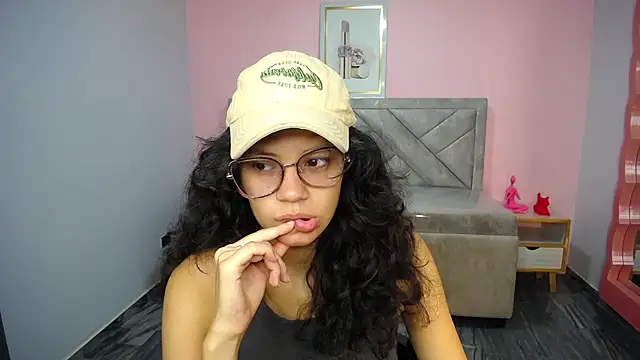 Snapshot of Tyna_ch chatting on 26, 6, 2026 Tyna ch online show from 26, 6, 2026