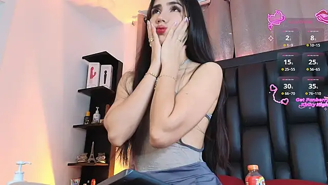 Snapshot of SaraRoy_ chatting on 12, 6, 2026 SaraRoy online show from 12, 6, 2026