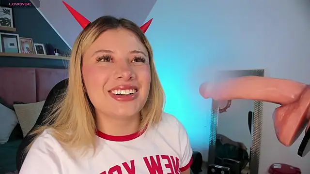 Khali reed  online show from 28, 3, 2026