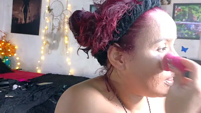 Kyara Queen online show from 5, 3, 2026