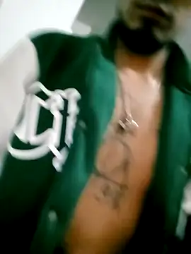 Snapshot of ale3J4a chatting on 1, 2, 2025 ale3J4a online show from 1, 2, 2025