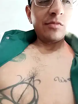 Snapshot of ale3J4a chatting on 11, 3, 2025 ale3J4a online show from 11, 3, 2025