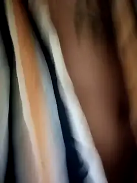 Snapshot of ale3J4a chatting on 12, 10, 2025 ale3J4a online show from 12, 10, 2025