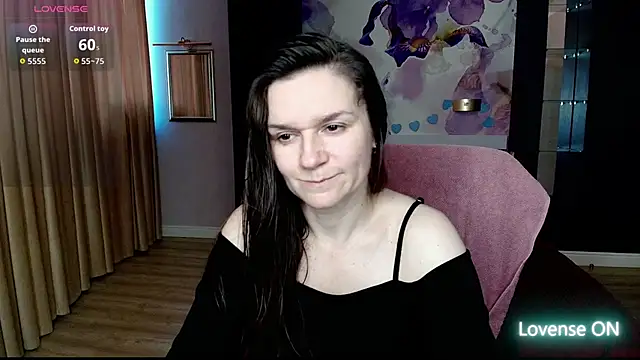 AriaGray online show from 4, 3, 2026