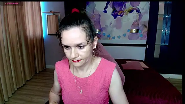 Snapshot of AriaGray chatting on 5, 7, 2026 AriaGray online show from 5, 7, 2026