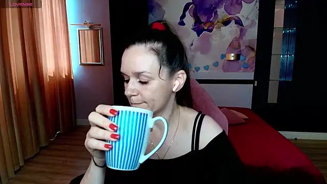 Snapshot of AriaGray chatting on 11, 7, 2026 AriaGray online show from 11, 7, 2026