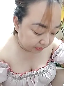 Snapshot of VyOanh2K chatting on 16, 2, 2026 VyOanh2K online show from 16, 2, 2026