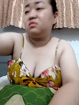 Snapshot of VyOanh2K chatting on 19, 2, 2026 VyOanh2K online show from 19, 2, 2026