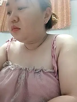 Snapshot of VyOanh2K chatting on 22, 2, 2026 VyOanh2K online show from 22, 2, 2026