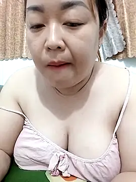 Snapshot of VyOanh2K chatting on 24, 2, 2026 VyOanh2K online show from 24, 2, 2026