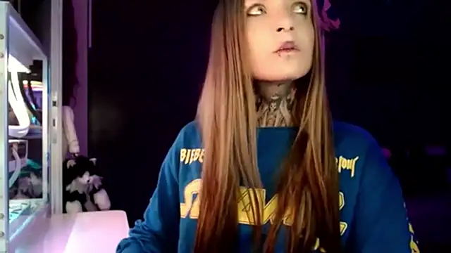 Snapshot of InesGold chatting on 19, 2, 2025 InesGold online show from 19, 2, 2025