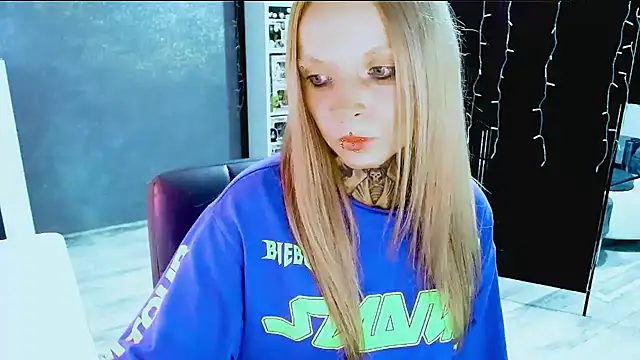 Snapshot of InesGold chatting on 16, 9, 2025 InesGold online show from 16, 9, 2025