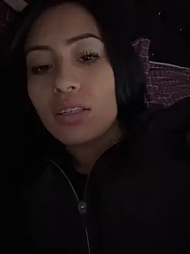 Snapshot of Sara_luna_ chatting on 20, 12, 2024 Sara luna online show from 20, 12, 2024