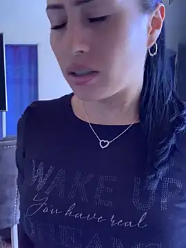 Snapshot of Sara_luna_ chatting on 18, 1, 2025 Sara luna online show from 18, 1, 2025