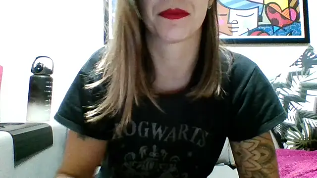 Snapshot of Shy_Runner chatting on 8, 5, 2026 Shy Runner online show from 8, 5, 2026