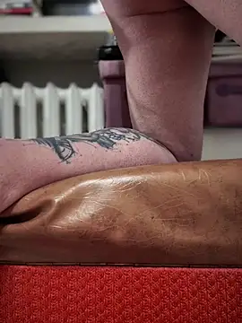 Snapshot of PierreNaked89 chatting on 28, 1, 2025 PierreNaked89 online show from 28, 1, 2025