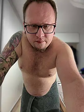 Snapshot of PierreNaked89 chatting on 22, 2, 2025 PierreNaked89 online show from 22, 2, 2025