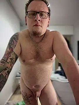 Snapshot of PierreNaked89 chatting on 10, 3, 2025 PierreNaked89 online show from 10, 3, 2025