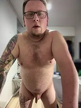 Snapshot of PierreNaked89 chatting on 14, 3, 2025 PierreNaked89 online show from 14, 3, 2025