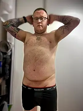 Snapshot of PierreNaked89 chatting on 7, 10, 2025 PierreNaked89 online show from 7, 10, 2025