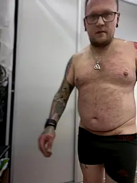 Snapshot of PierreNaked89 chatting on 27, 10, 2025 PierreNaked89 online show from 27, 10, 2025