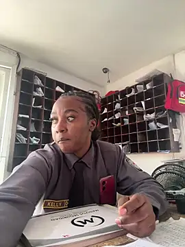 Snapshot of CiaraEbony chatting on 18, 4, 2026 CiaraEbony online show from 18, 4, 2026