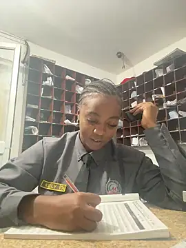 Snapshot of CiaraEbony chatting on 21, 4, 2026 CiaraEbony online show from 21, 4, 2026