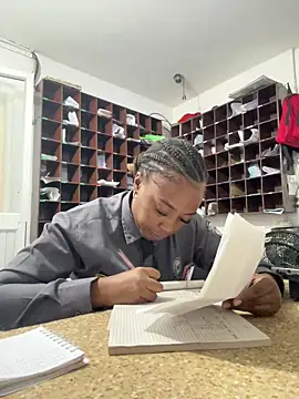 Snapshot of CiaraEbony chatting on 23, 4, 2026 CiaraEbony online show from 23, 4, 2026