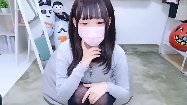 x-naru-x online show from 28, 10, 2025