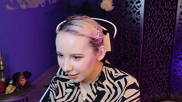 JasmineMilko online show from 16, 3, 2025