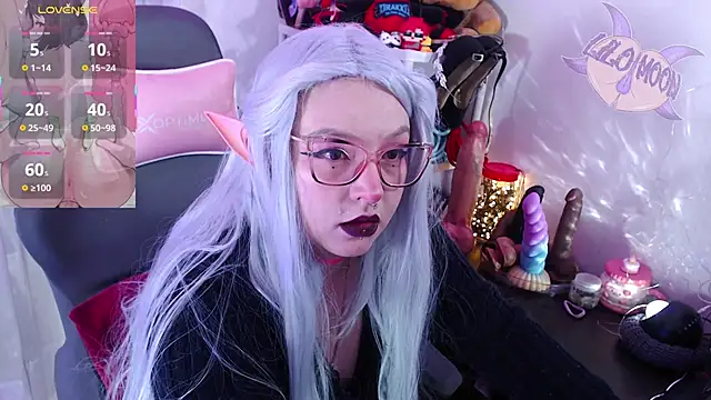 LiloMoon69 online show from 13, 10, 2025