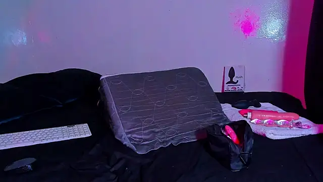 Piggy Eddy online show from 18, 3, 2026