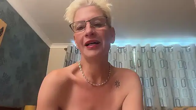 Snapshot of JennyHazel1 chatting on 30, 5, 2026 JennyHazel1 online show from 30, 5, 2026