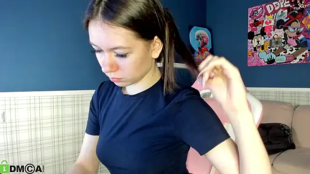 Nicole Charm online show from 2, 3, 2026