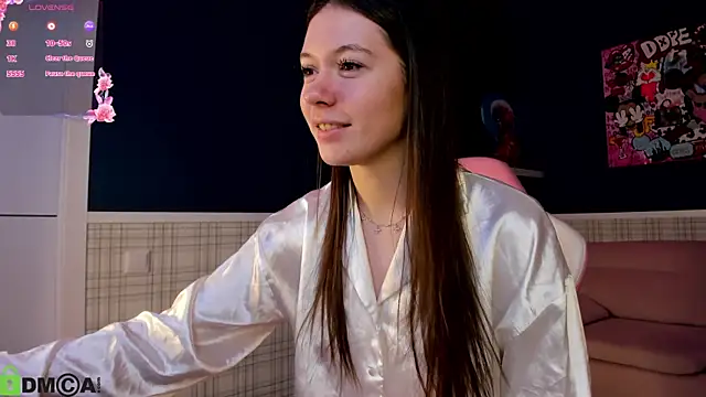 Nicole Charm online show from 16, 4, 2026