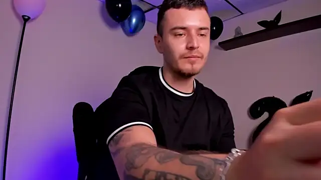 james connor2 online show from 24, 11, 2025