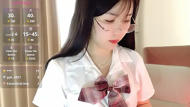 NickiBloom online show from 23, 3, 2025