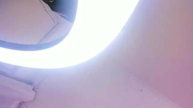 Snapshot of TiffanyWright chatting on 15, 11, 2025 TiffanyWright online show from 15, 11, 2025