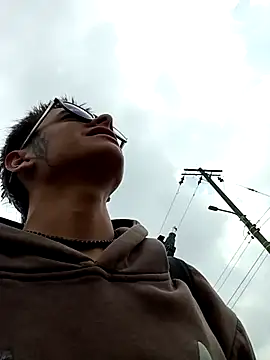 Snapshot of Cuervo_maniaco chatting on 15, 3, 2025 Cuervo maniaco online show from 15, 3, 2025