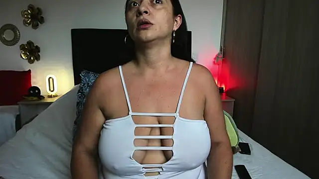 Snapshot of TatianaMonteross chatting on 29, 6, 2026 TatianaMonteross online show from 29, 6, 2026