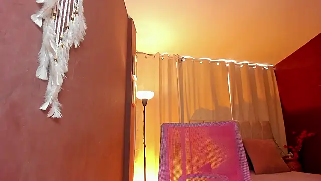 Snapshot of wini_fer chatting on 6, 3, 2026 wini fer online show from 6, 3, 2026