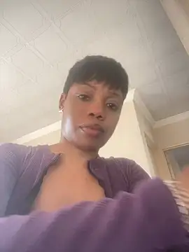 Snapshot of NAUGHTYSHALOTXX chatting on 31, 7, 2026 NAUGHTYSHALOTXX online show from 31, 7, 2026