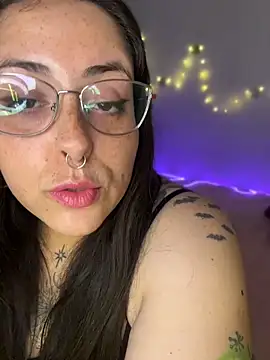 Mizztikaa online show from 15, 4, 2026