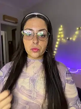 Mizztikaa online show from 20, 4, 2026