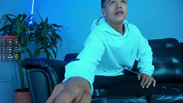 Snapshot of Rob_saenz_ chatting on 23, 9, 2025 Rob saenz online show from 23, 9, 2025