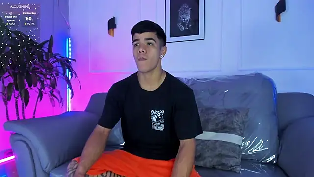 Snapshot of Rob_saenz_ chatting on 14, 1, 2026 Rob saenz online show from 14, 1, 2026