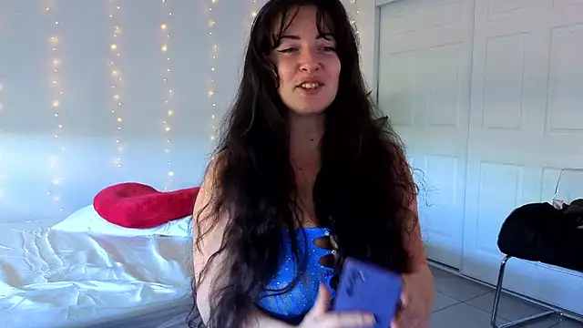 Snapshot of Sapphir3xoxo chatting on 21, 11, 2025 Sapphir3xoxo online show from 21, 11, 2025